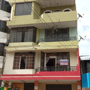 HERMOSO DEPARTAMENTO ESMERALDAS