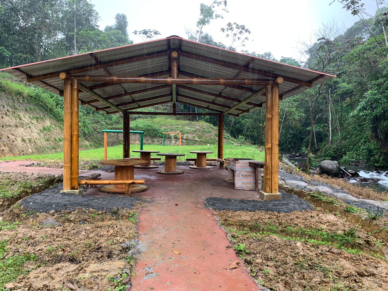 TERRENOS DE 1 HECTÁREA EN PEDRO VICENTE MALDONADO - Imagen 3